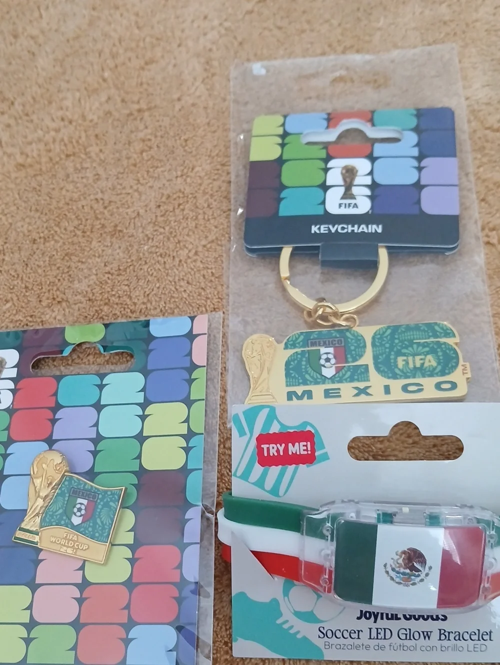 NWT Collector Mexico 2026 Pin, Key Chain ,Led Glow Bracelet.